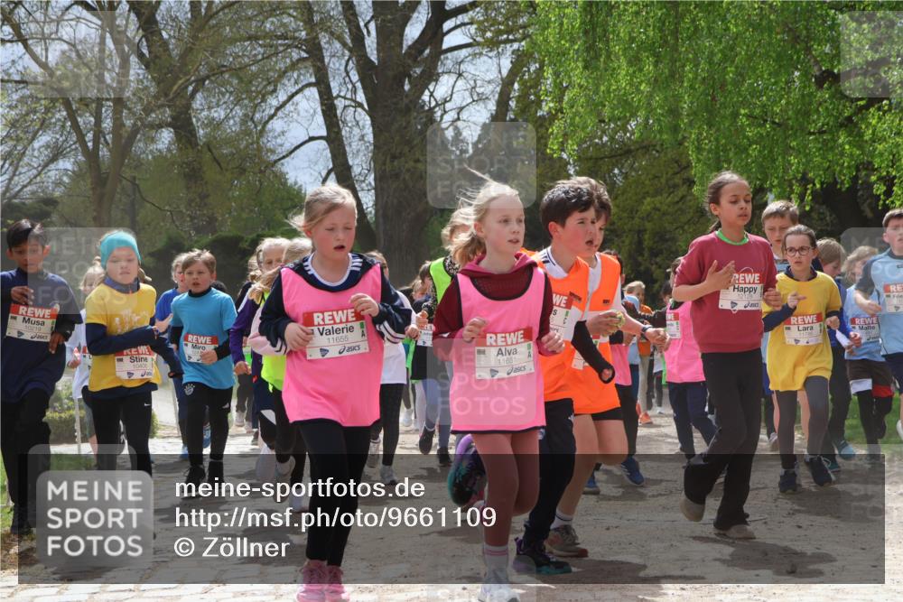 25.04.2026 - Das Zehntel Zöllner http://msf.ph/oto/9661109 25.04.2026 11:44:31 Laufen 10219, 11655, 11651 meine-sportfotos.de