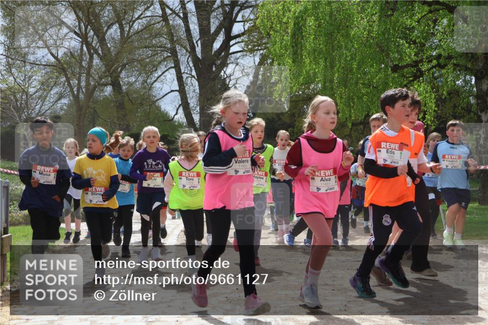 25.04.2026 - Das Zehntel Zöllner http://msf.ph/oto/9661127 25.04.2026 11:44:31 Laufen 488, 10406, 11979, 11655, 11651, 12945 meine-sportfotos.de