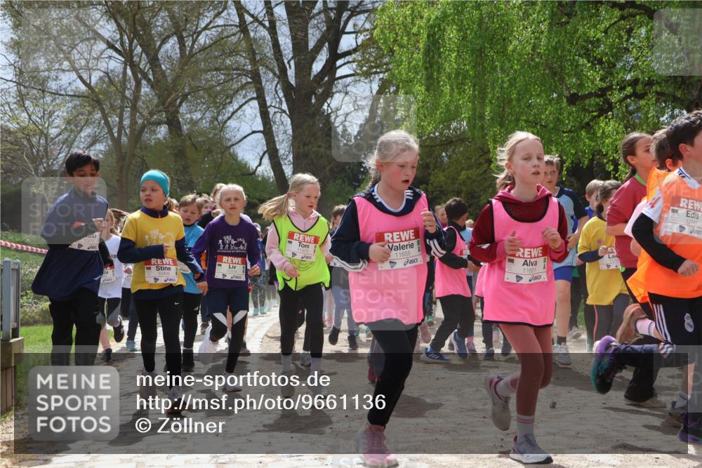 25.04.2026 - Das Zehntel Zöllner http://msf.ph/oto/9661136 25.04.2026 11:44:31 Laufen 10219, 10406, 488, 11979, 11655, 11651, 11780, 12945 meine-sportfotos.de