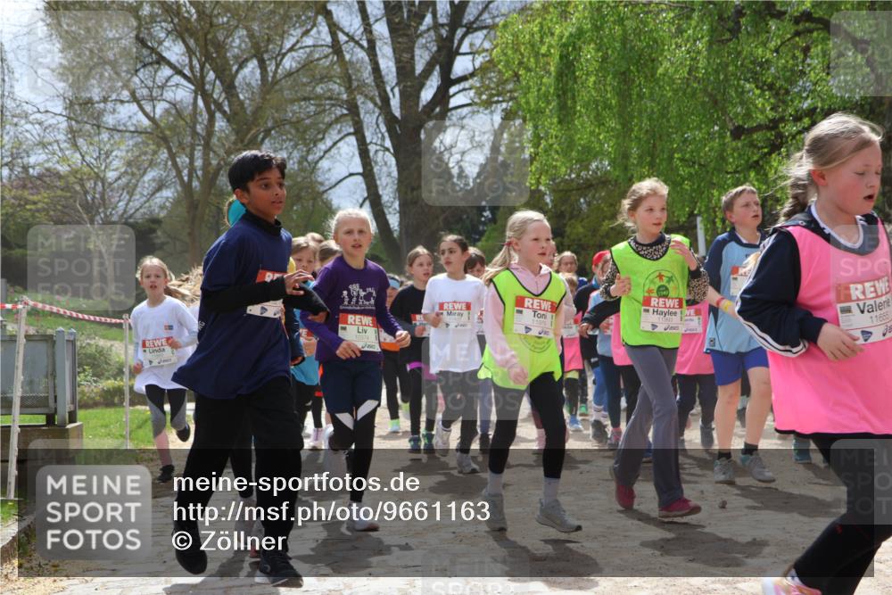 25.04.2026 - Das Zehntel Zöllner http://msf.ph/oto/9661163 25.04.2026 11:44:32 Laufen 11979, 11655 meine-sportfotos.de