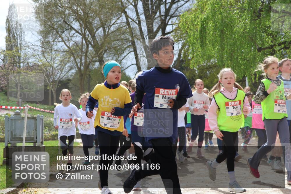 25.04.2026 - Das Zehntel Zöllner http://msf.ph/oto/9661166 25.04.2026 11:44:32 Laufen 128, 10406, 1031, 102, 11979, 11993 meine-sportfotos.de