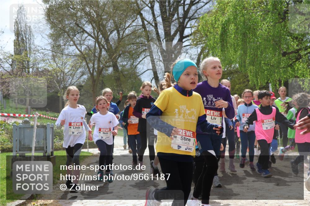 25.04.2026 - Das Zehntel Zöllner http://msf.ph/oto/9661187 25.04.2026 11:44:33 Laufen 11889, 11890, 128, 123, 10374, 10406, 11564 meine-sportfotos.de