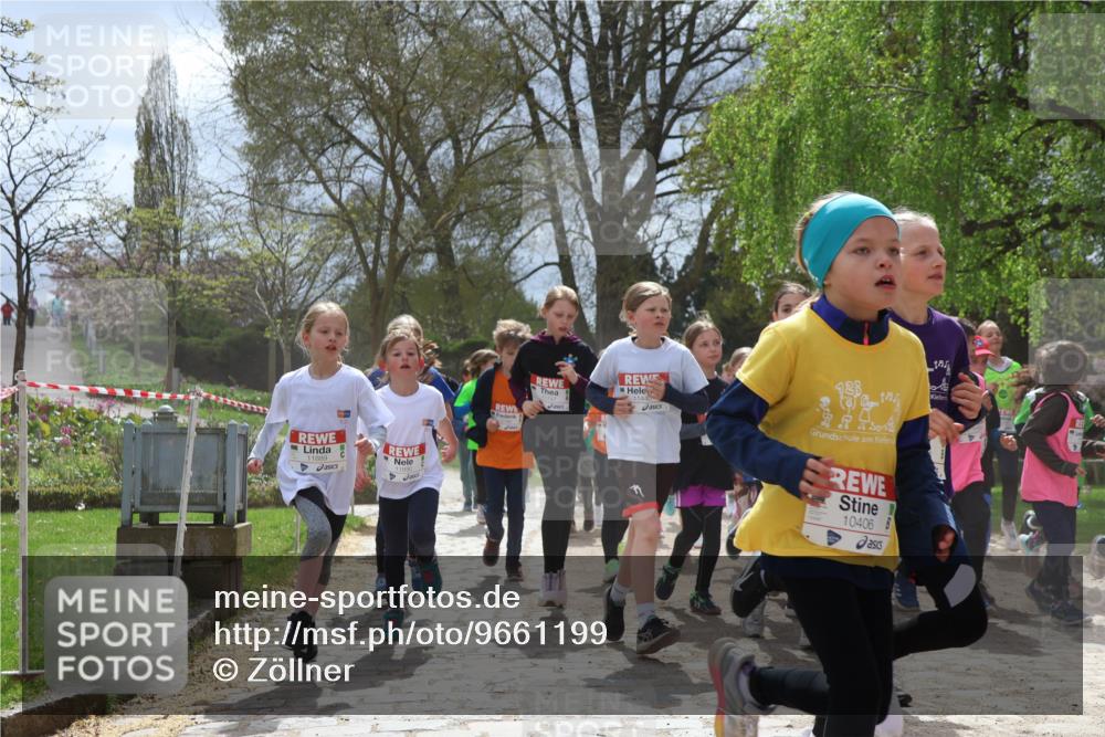 25.04.2026 - Das Zehntel Zöllner http://msf.ph/oto/9661199 25.04.2026 11:44:33 Laufen 11889, 11890, 11440, 104068 meine-sportfotos.de