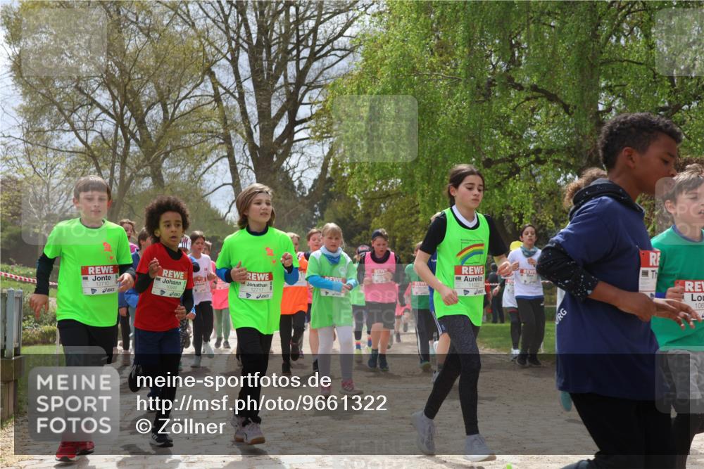 25.04.2026 - Das Zehntel Zöllner http://msf.ph/oto/9661322 25.04.2026 11:44:37 Laufen 12710, 12717, 11022, 106 meine-sportfotos.de