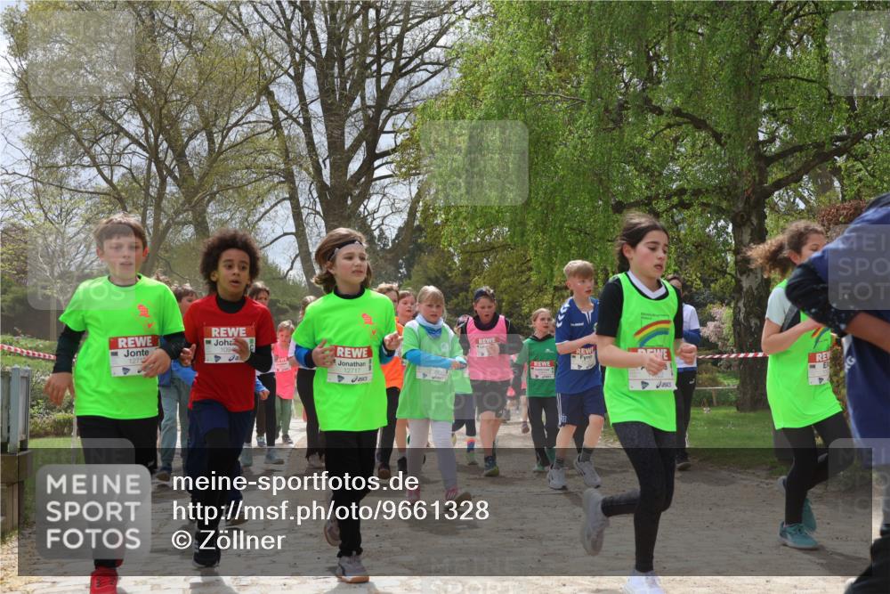 25.04.2026 - Das Zehntel Zöllner http://msf.ph/oto/9661328 25.04.2026 11:44:37 Laufen 12712, 10949, 12717 meine-sportfotos.de