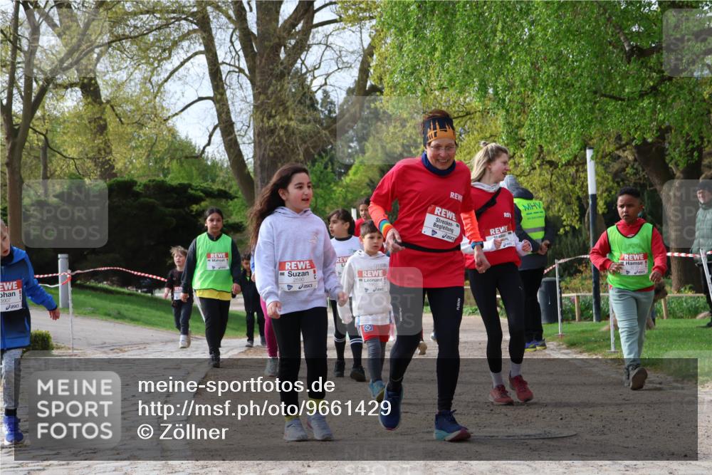 25.04.2026 - Das Zehntel Zöllner http://msf.ph/oto/9661429 25.04.2026 07:51:29 Laufen 3907, 2590 meine-sportfotos.de