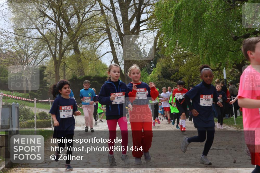 25.04.2026 - Das Zehntel Zöllner http://msf.ph/oto/9661454 25.04.2026 11:44:42 Laufen 10222, 10165, 1021 meine-sportfotos.de