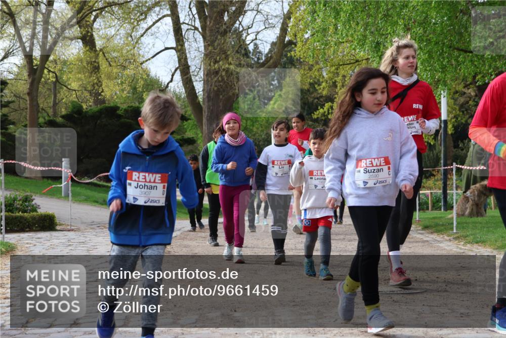 25.04.2026 - Das Zehntel Zöllner http://msf.ph/oto/9661459 25.04.2026 07:51:30 Laufen 3907, 1903, 2590 meine-sportfotos.de