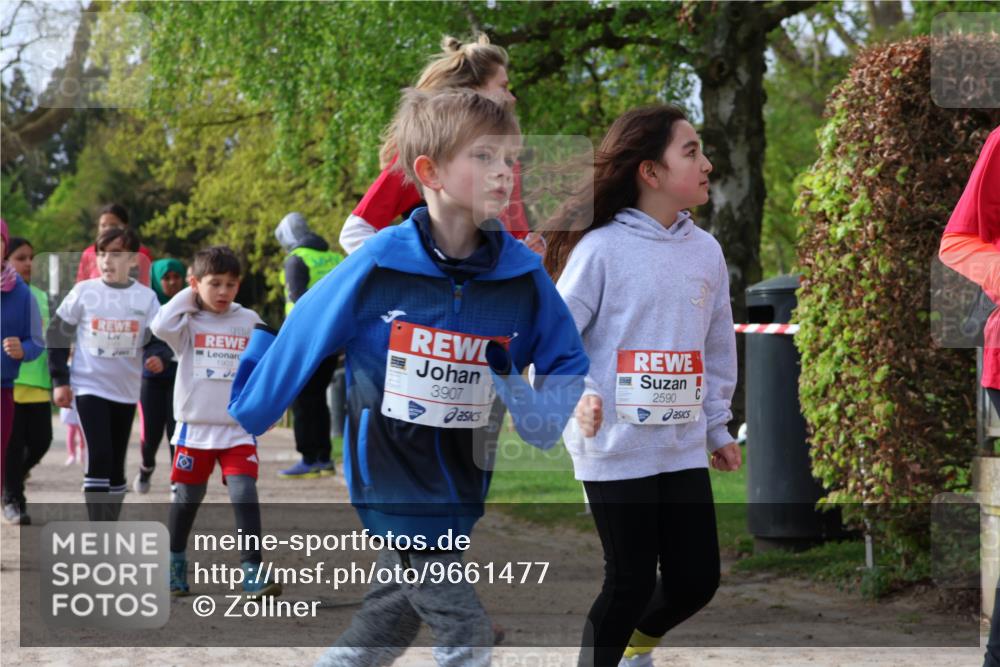 25.04.2026 - Das Zehntel Zöllner http://msf.ph/oto/9661477 25.04.2026 07:51:31 Laufen 1903, 3907, 2590 meine-sportfotos.de