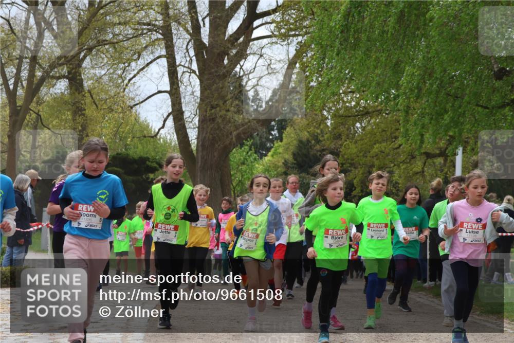 25.04.2026 - Das Zehntel Zöllner http://msf.ph/oto/9661508 25.04.2026 11:44:44 Laufen 11335, 12030, 2041, 12608, 11126, 12649 meine-sportfotos.de