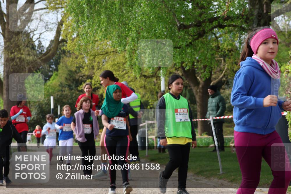25.04.2026 - Das Zehntel Zöllner http://msf.ph/oto/9661558 25.04.2026 07:51:35 Laufen  meine-sportfotos.de