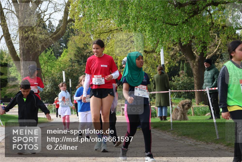 25.04.2026 - Das Zehntel Zöllner http://msf.ph/oto/9661597 25.04.2026 07:51:36 Laufen  meine-sportfotos.de