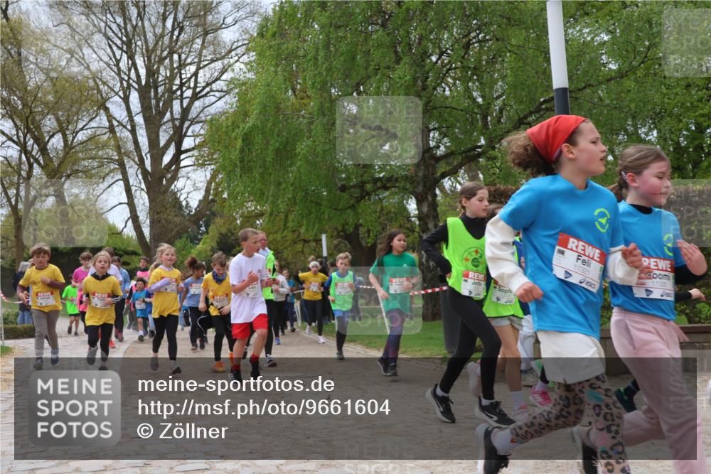 25.04.2026 - Das Zehntel Zöllner http://msf.ph/oto/9661604 25.04.2026 11:44:47 Laufen 11321, 100, 11, 335 meine-sportfotos.de