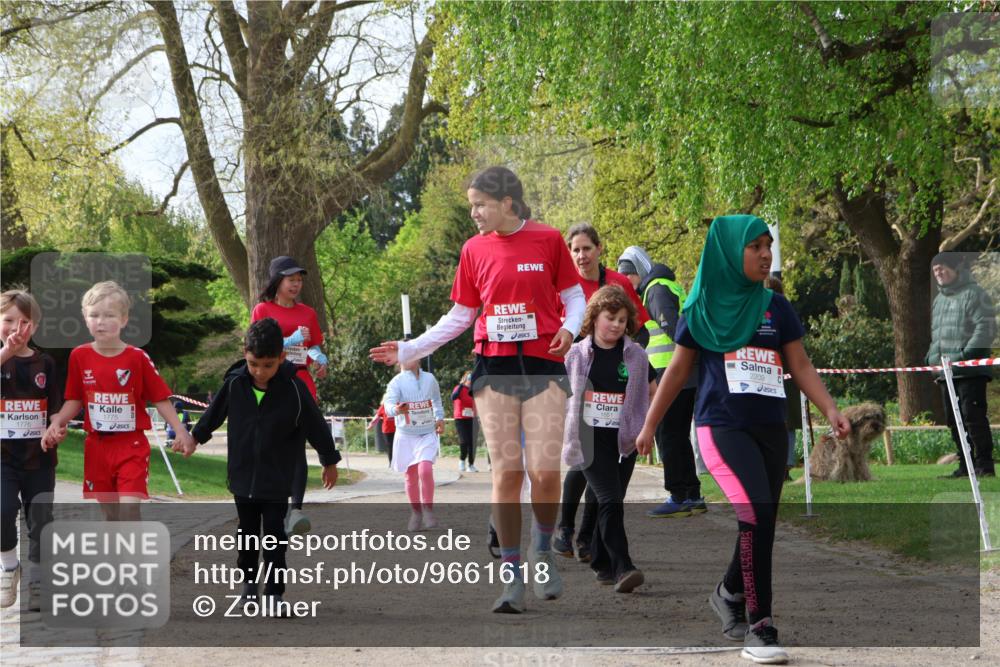 25.04.2026 - Das Zehntel Zöllner http://msf.ph/oto/9661618 25.04.2026 07:51:37 Laufen 1775 meine-sportfotos.de