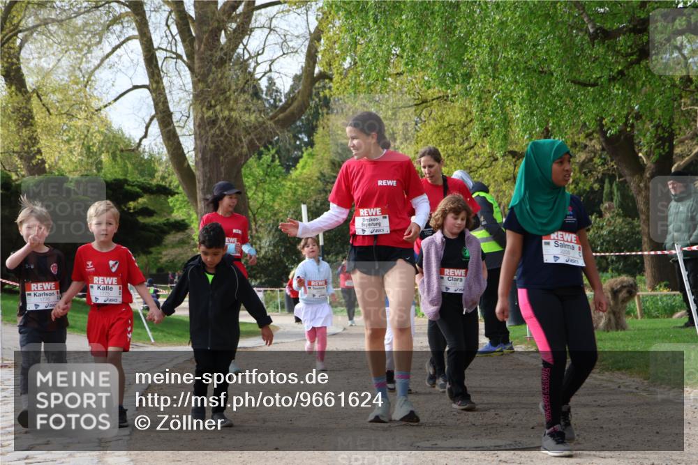 25.04.2026 - Das Zehntel Zöllner http://msf.ph/oto/9661624 25.04.2026 07:51:37 Laufen 310, 2209 meine-sportfotos.de