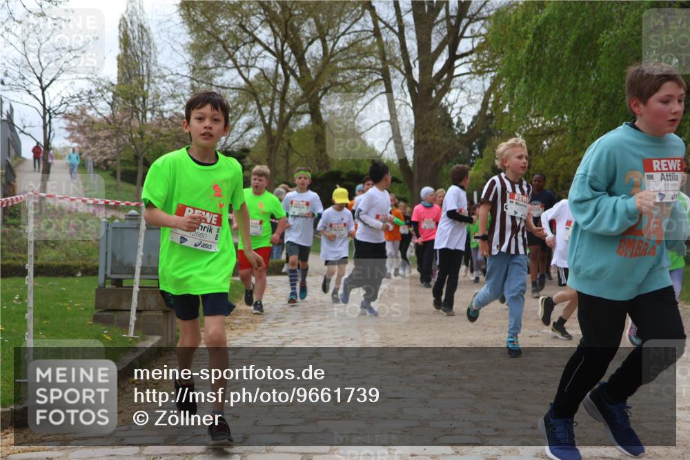 25.04.2026 - Das Zehntel Zöllner http://msf.ph/oto/9661739 25.04.2026 11:44:53 Laufen 2660, 11155 meine-sportfotos.de