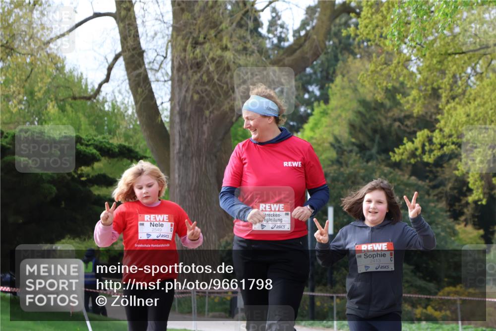 25.04.2026 - Das Zehntel Zöllner http://msf.ph/oto/9661798 25.04.2026 07:51:57 Laufen 3333381, 22227, 2549, 2413 meine-sportfotos.de