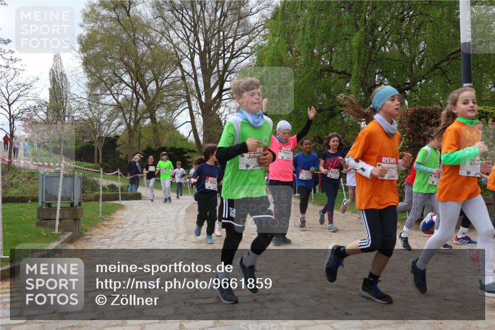 25.04.2026 - Das Zehntel Zöllner http://msf.ph/oto/9661859 25.04.2026 11:44:59 Laufen 12112, 12394 meine-sportfotos.de