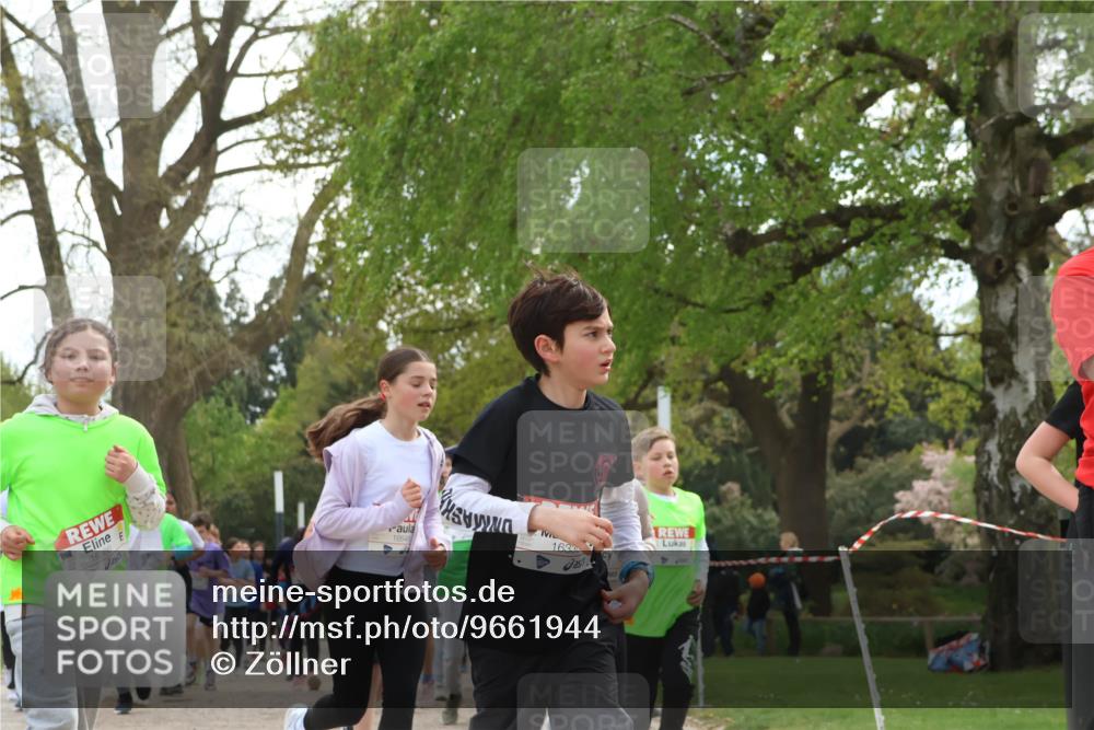 25.04.2026 - Das Zehntel Zöllner http://msf.ph/oto/9661944 25.04.2026 13:47:34 Laufen 16386, 16648, 16330 meine-sportfotos.de