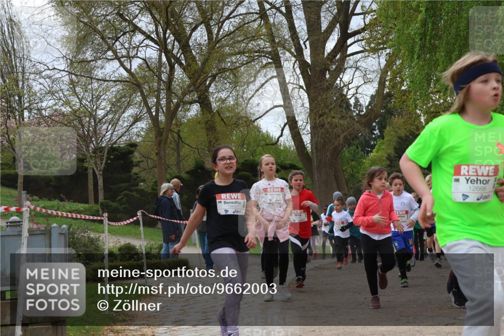 25.04.2026 - Das Zehntel Zöllner http://msf.ph/oto/9662003 25.04.2026 11:45:04 Laufen 10697, 12688 meine-sportfotos.de