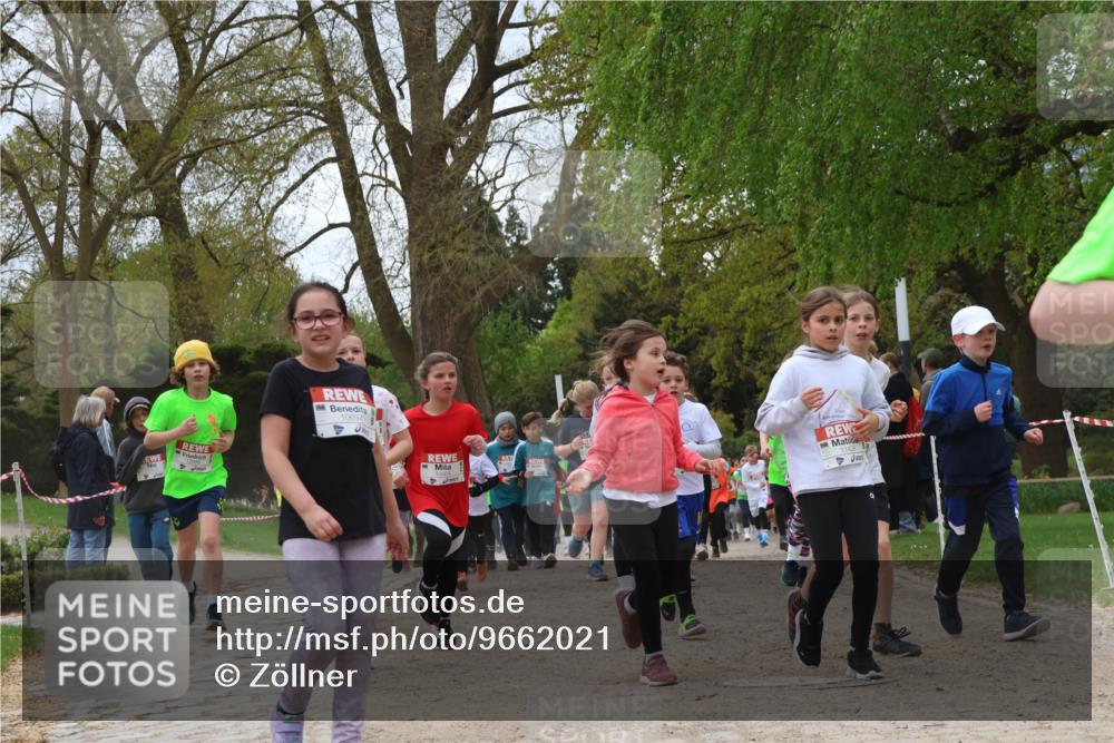 25.04.2026 - Das Zehntel Zöllner http://msf.ph/oto/9662021 25.04.2026 11:45:05 Laufen 10697 meine-sportfotos.de