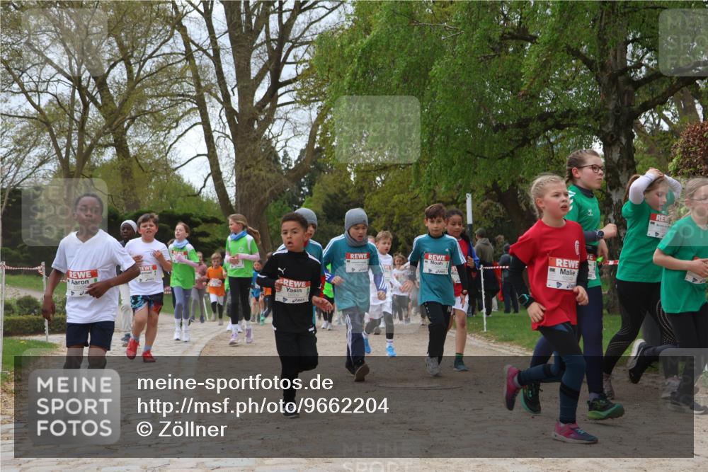 25.04.2026 - Das Zehntel Zöllner http://msf.ph/oto/9662204 25.04.2026 11:45:12 Laufen 10326, 10249 meine-sportfotos.de