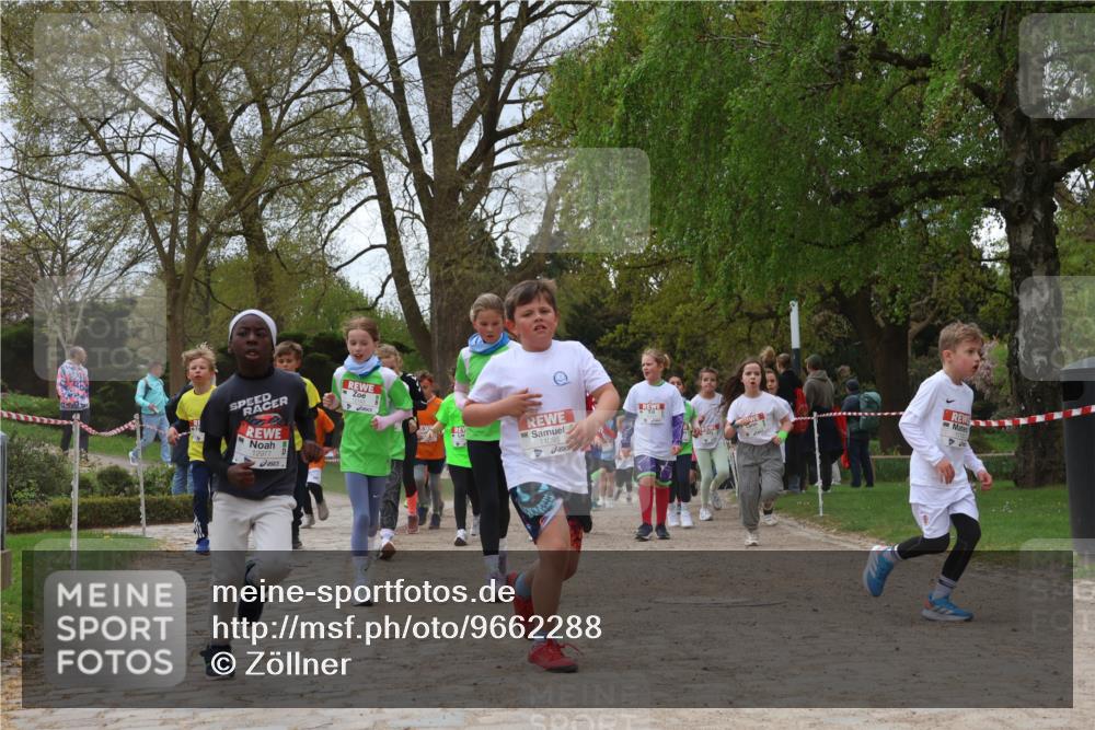 25.04.2026 - Das Zehntel Zöllner http://msf.ph/oto/9662288 25.04.2026 11:45:14 Laufen 12977, 11095 meine-sportfotos.de