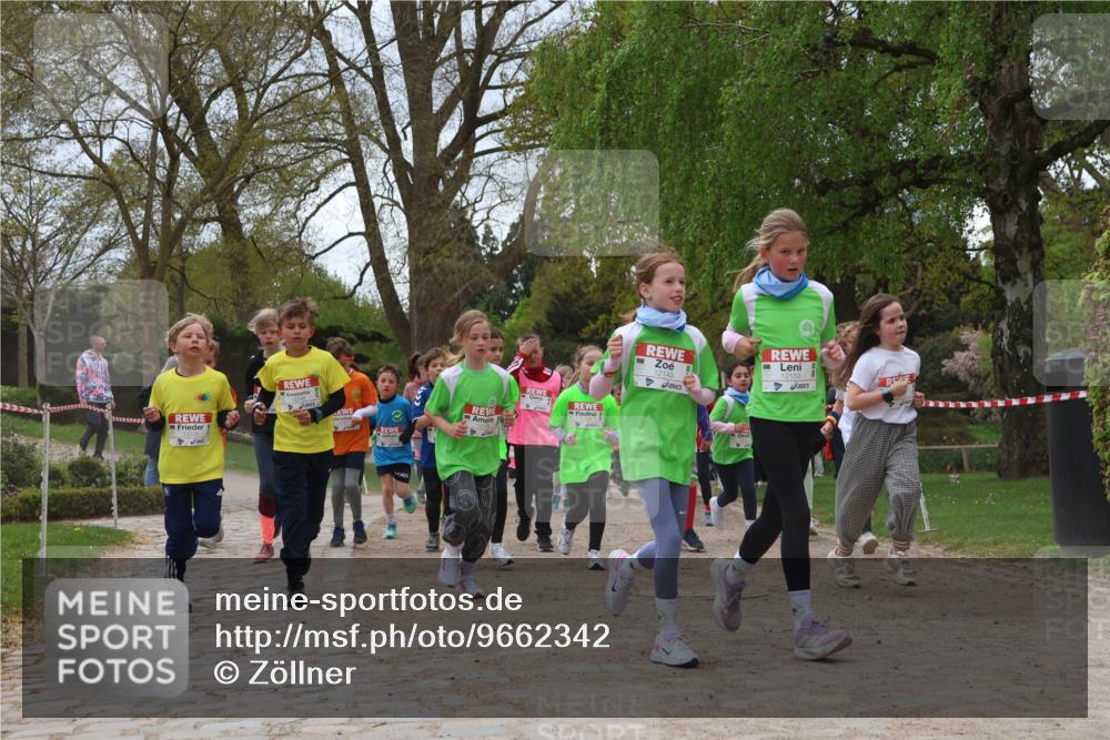 25.04.2026 - Das Zehntel Zöllner http://msf.ph/oto/9662342 25.04.2026 11:45:15 Laufen 12179, 12143, 12153 meine-sportfotos.de