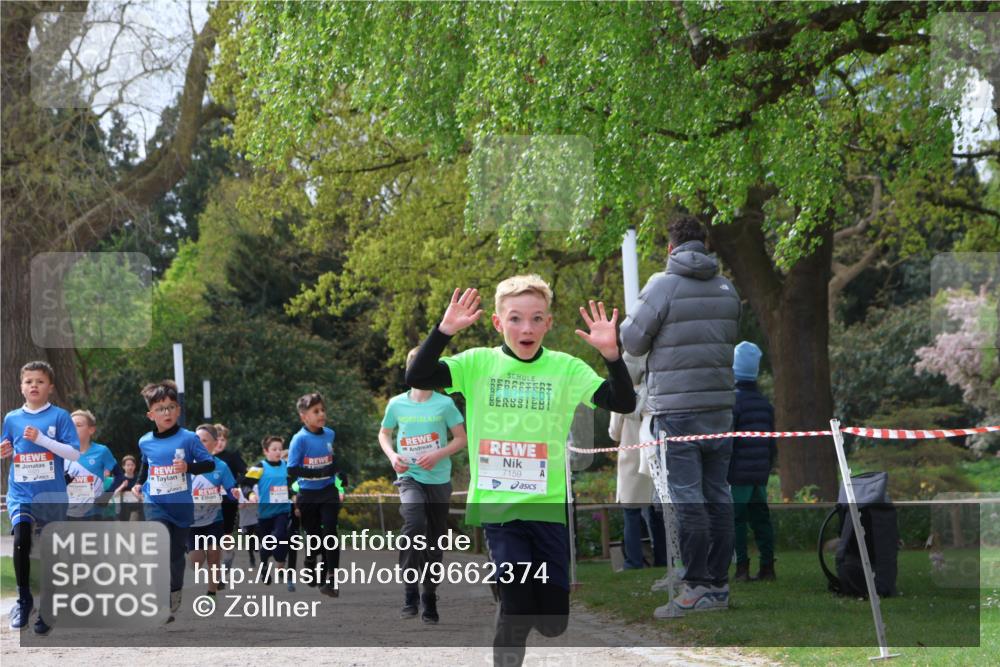 25.04.2026 - Das Zehntel Zöllner http://msf.ph/oto/9662374 25.04.2026 09:38:21 Laufen 7159 meine-sportfotos.de