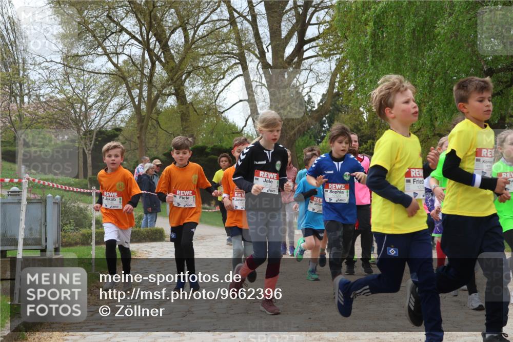 25.04.2026 - Das Zehntel Zöllner http://msf.ph/oto/9662396 25.04.2026 11:45:17 Laufen 10132, 10123, 122 meine-sportfotos.de