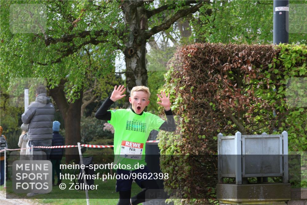 25.04.2026 - Das Zehntel Zöllner http://msf.ph/oto/9662398 25.04.2026 09:38:21 Laufen 7159 meine-sportfotos.de