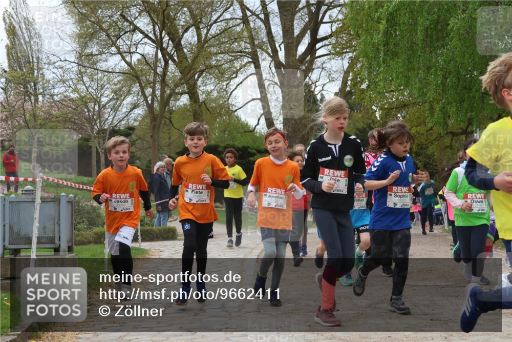 25.04.2026 - Das Zehntel Zöllner http://msf.ph/oto/9662411 25.04.2026 11:45:17 Laufen 12345, 12363, 10123, 12110 meine-sportfotos.de