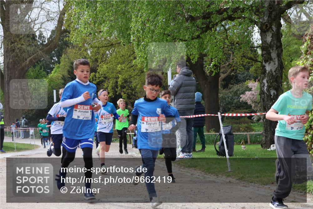 25.04.2026 - Das Zehntel Zöllner http://msf.ph/oto/9662419 25.04.2026 09:38:24 Laufen 6329, 6324, 6095 meine-sportfotos.de