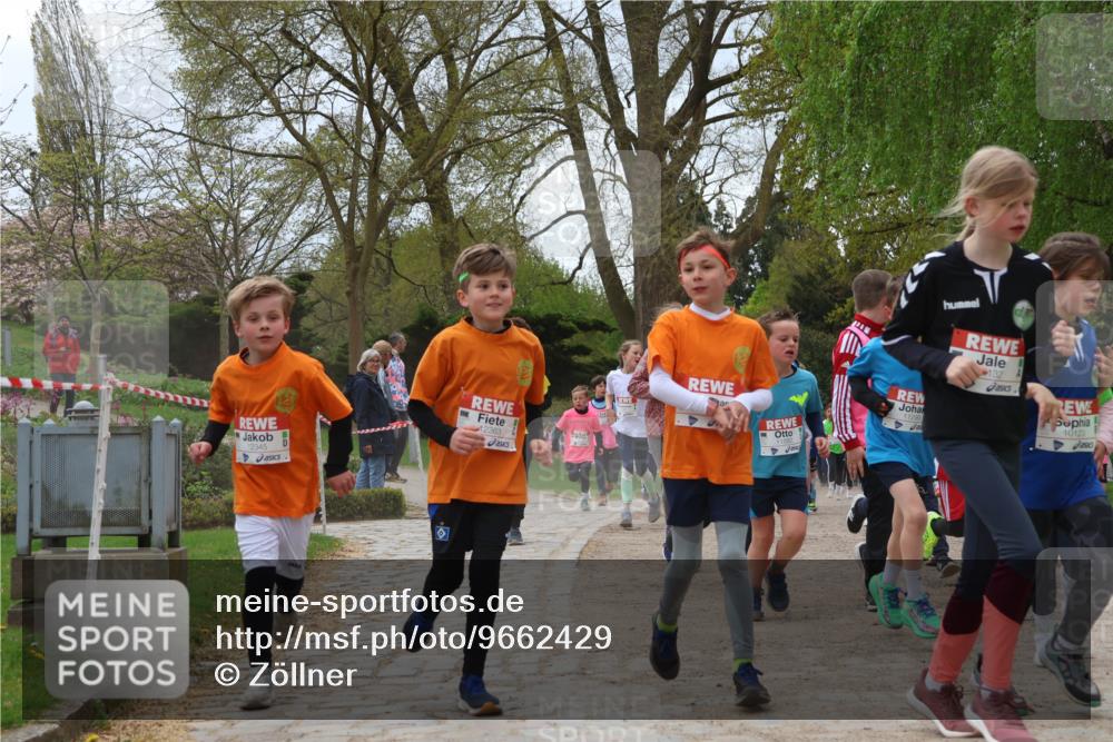 25.04.2026 - Das Zehntel Zöllner http://msf.ph/oto/9662429 25.04.2026 11:45:18 Laufen 12345, 12363, 11299, 132, 10123 meine-sportfotos.de