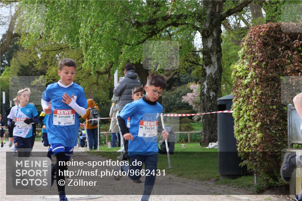 25.04.2026 - Das Zehntel Zöllner http://msf.ph/oto/9662431 25.04.2026 09:38:24 Laufen 7709, 6329, 6324 meine-sportfotos.de