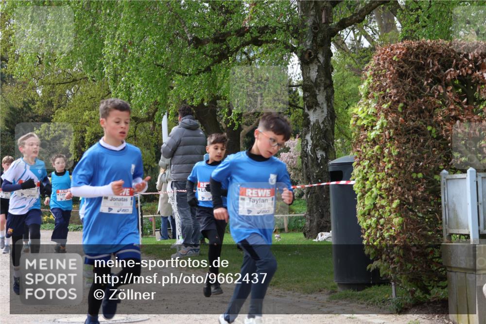 25.04.2026 - Das Zehntel Zöllner http://msf.ph/oto/9662437 25.04.2026 09:38:24 Laufen 6329, 6324 meine-sportfotos.de