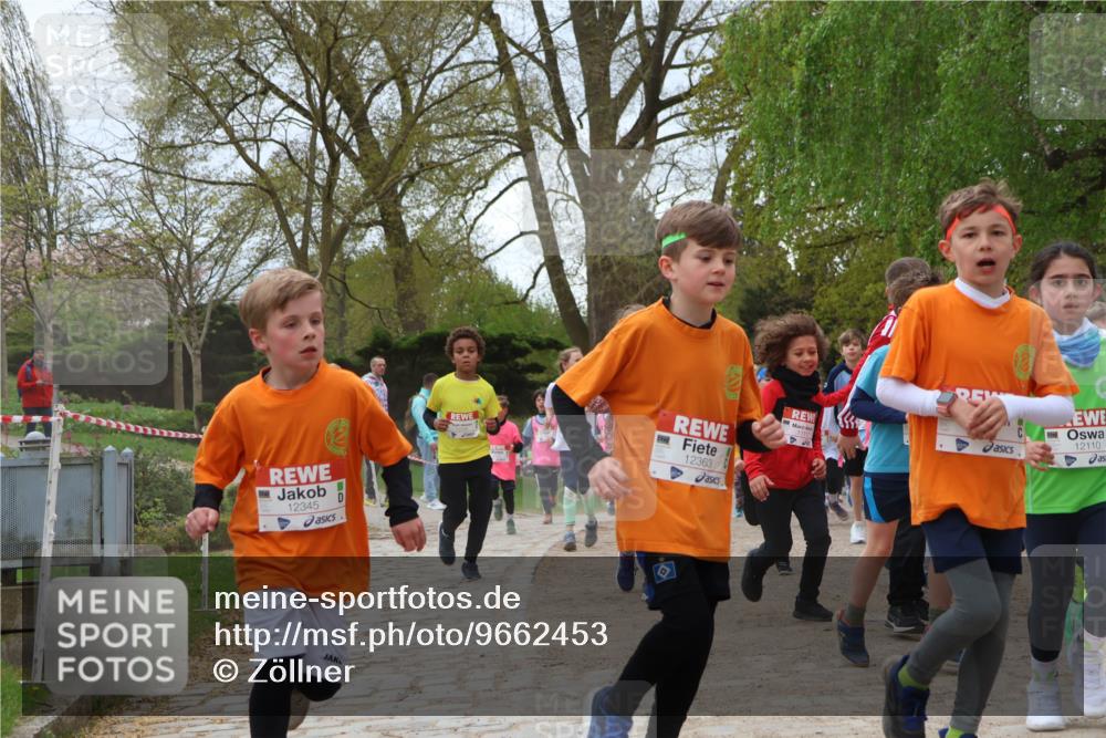 25.04.2026 - Das Zehntel Zöllner http://msf.ph/oto/9662453 25.04.2026 11:45:18 Laufen 12345, 12363, 12110 meine-sportfotos.de
