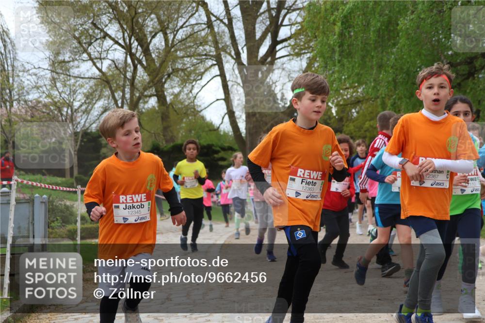 25.04.2026 - Das Zehntel Zöllner http://msf.ph/oto/9662456 25.04.2026 11:45:18 Laufen 12345, 12363, 12367, 110 meine-sportfotos.de