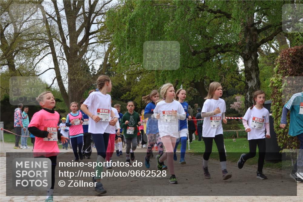 25.04.2026 - Das Zehntel Zöllner http://msf.ph/oto/9662528 25.04.2026 11:45:22 Laufen 0047, 11921, 250, 11452 meine-sportfotos.de