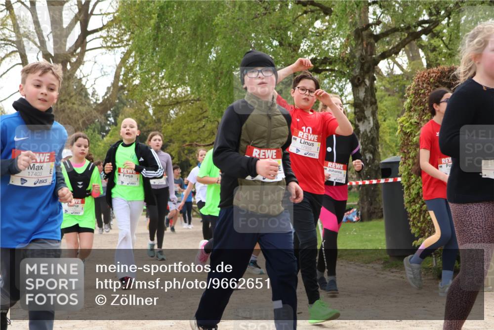 25.04.2026 - Das Zehntel Zöllner http://msf.ph/oto/9662651 25.04.2026 13:47:59 Laufen 17403, 10, 17933 meine-sportfotos.de