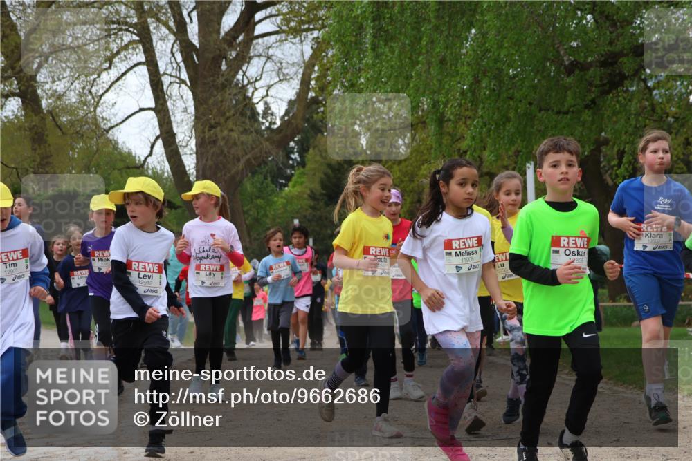 25.04.2026 - Das Zehntel Zöllner http://msf.ph/oto/9662686 25.04.2026 11:45:29 Laufen 12905, 12910, 12912, 11908, 2635, 10507 meine-sportfotos.de