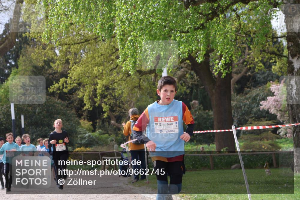 25.04.2026 - Das Zehntel Zöllner http://msf.ph/oto/9662745 25.04.2026 09:38:38 Laufen 7696 meine-sportfotos.de