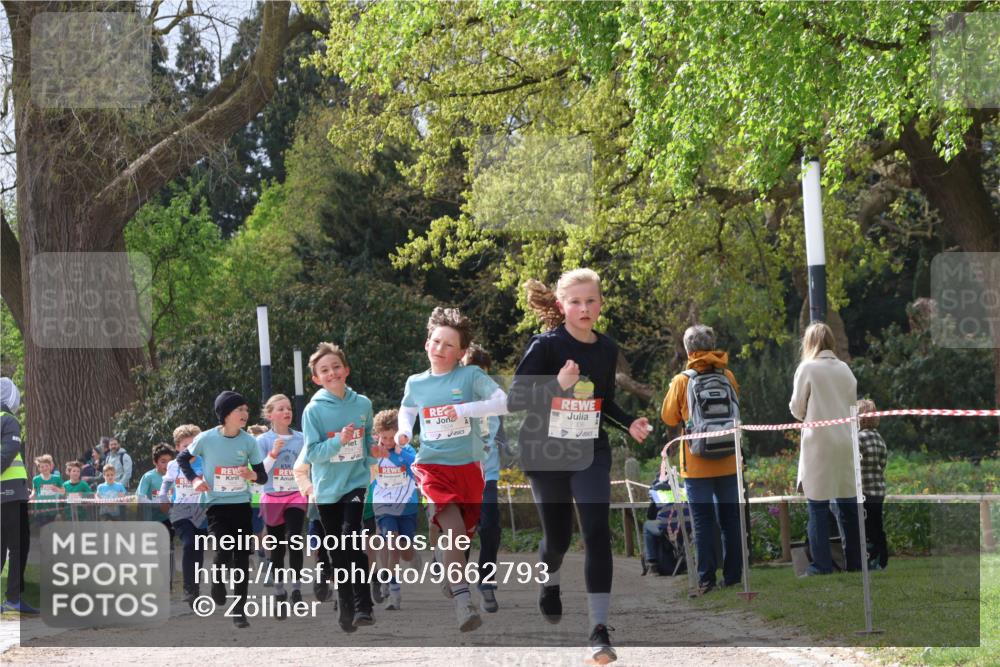 25.04.2026 - Das Zehntel Zöllner http://msf.ph/oto/9662793 25.04.2026 09:38:41 Laufen 7006 meine-sportfotos.de