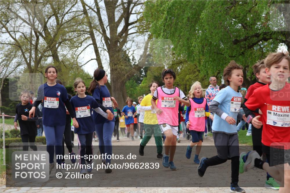 25.04.2026 - Das Zehntel Zöllner http://msf.ph/oto/9662839 25.04.2026 11:45:33 Laufen 11619, 10674, 10921 meine-sportfotos.de