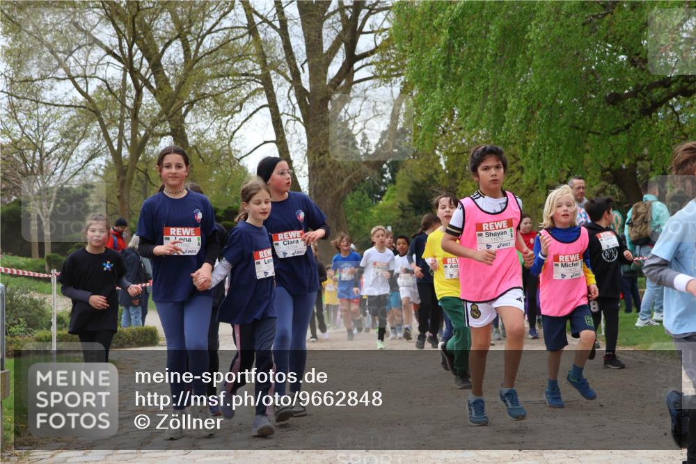 25.04.2026 - Das Zehntel Zöllner http://msf.ph/oto/9662848 25.04.2026 11:45:33 Laufen 10182, 11619 meine-sportfotos.de