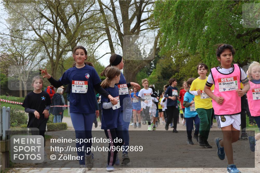 25.04.2026 - Das Zehntel Zöllner http://msf.ph/oto/9662869 25.04.2026 11:45:34 Laufen 10182, 10204, 11619 meine-sportfotos.de