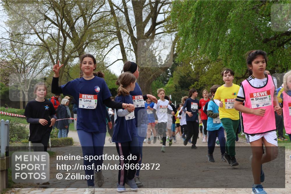 25.04.2026 - Das Zehntel Zöllner http://msf.ph/oto/9662872 25.04.2026 11:45:34 Laufen 10182, 10204, 11619 meine-sportfotos.de