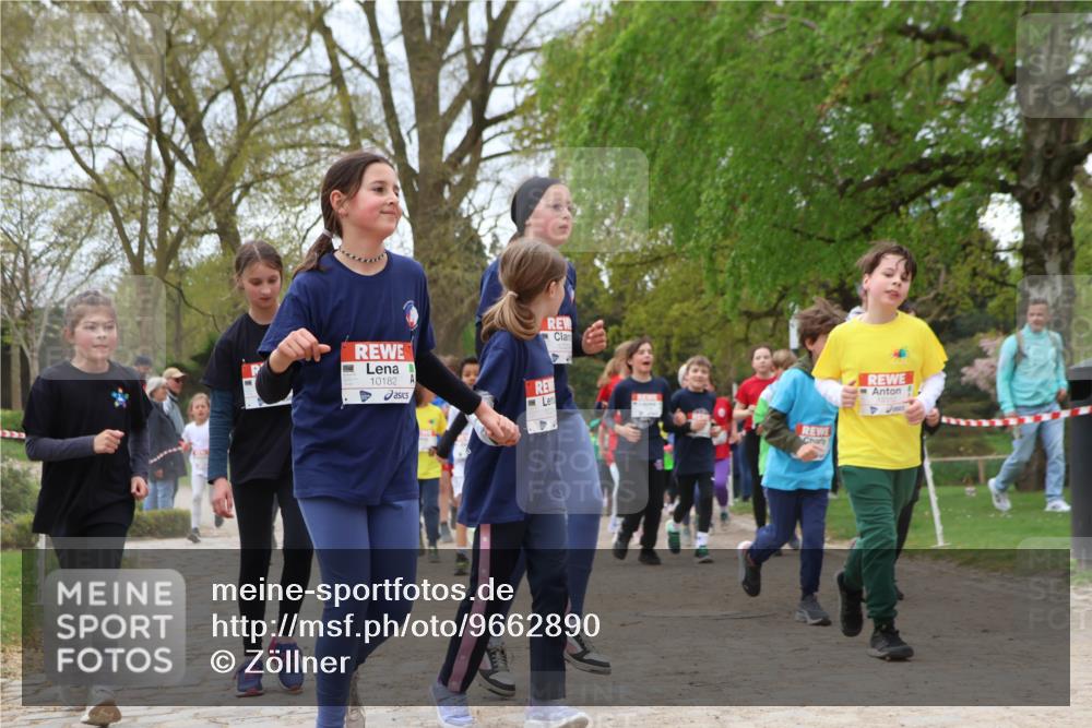 25.04.2026 - Das Zehntel Zöllner http://msf.ph/oto/9662890 25.04.2026 11:45:35 Laufen 10182, 4 meine-sportfotos.de
