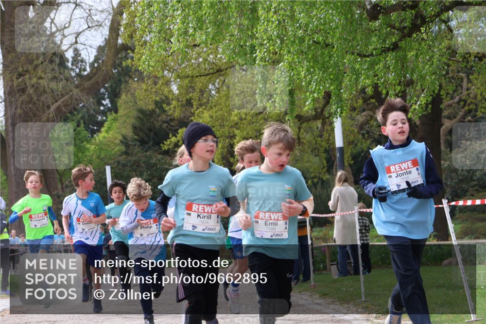 25.04.2026 - Das Zehntel Zöllner http://msf.ph/oto/9662895 25.04.2026 09:38:45 Laufen 7604, 7588, 7695 meine-sportfotos.de