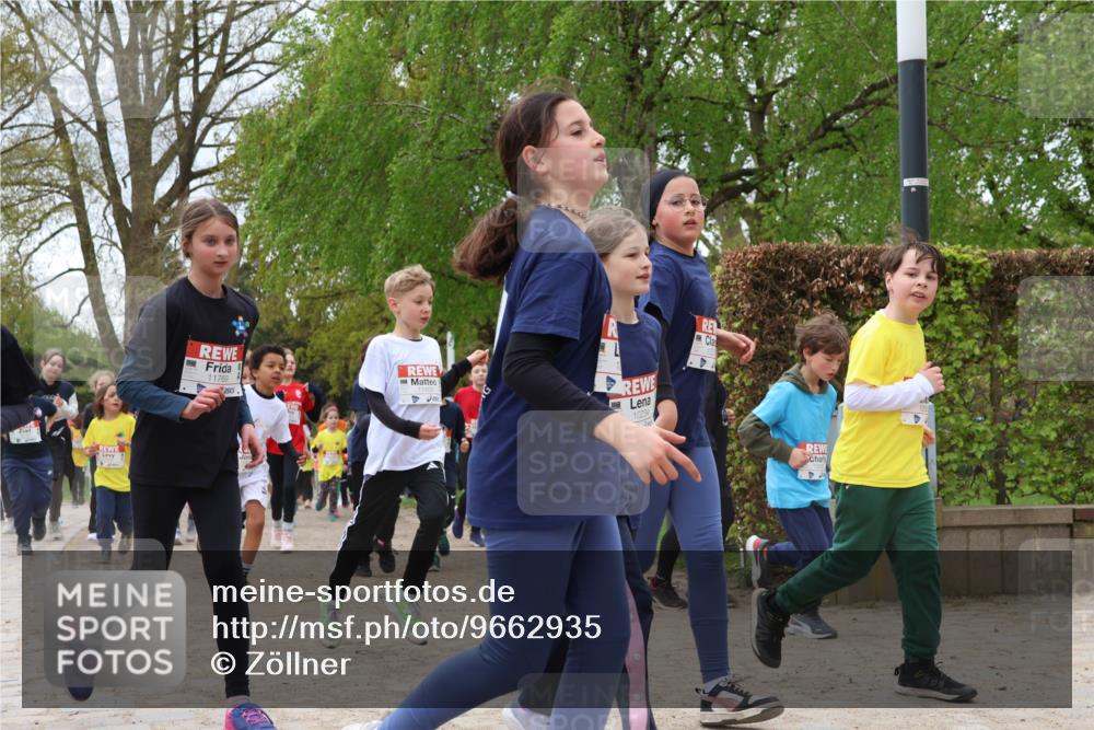 25.04.2026 - Das Zehntel Zöllner http://msf.ph/oto/9662935 25.04.2026 11:45:36 Laufen 11769, 11405, 50, 10234 meine-sportfotos.de